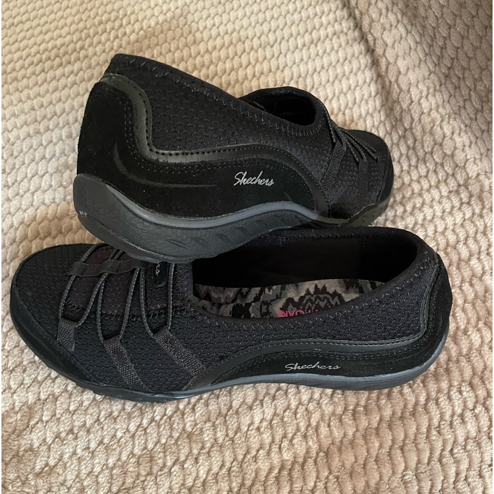 Skechers Relaxed Fit Memory Foam shoes 22539